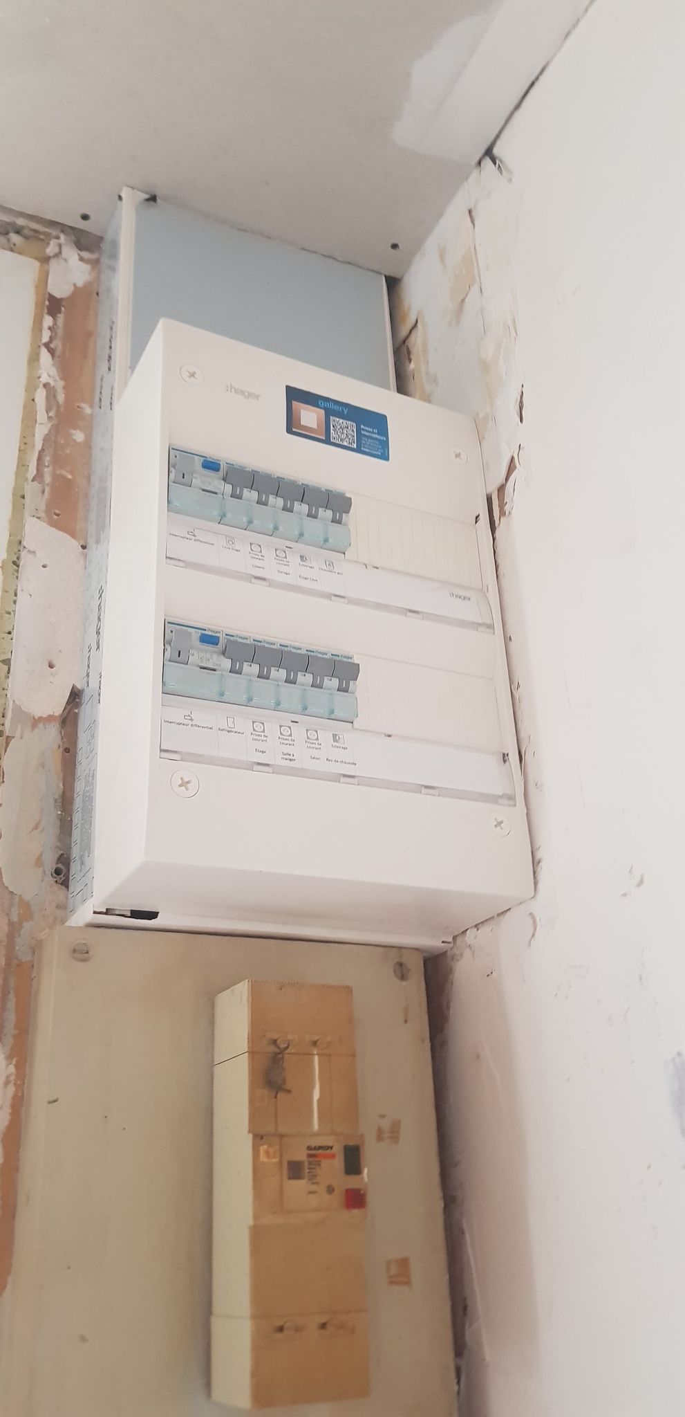 Dams Electricité